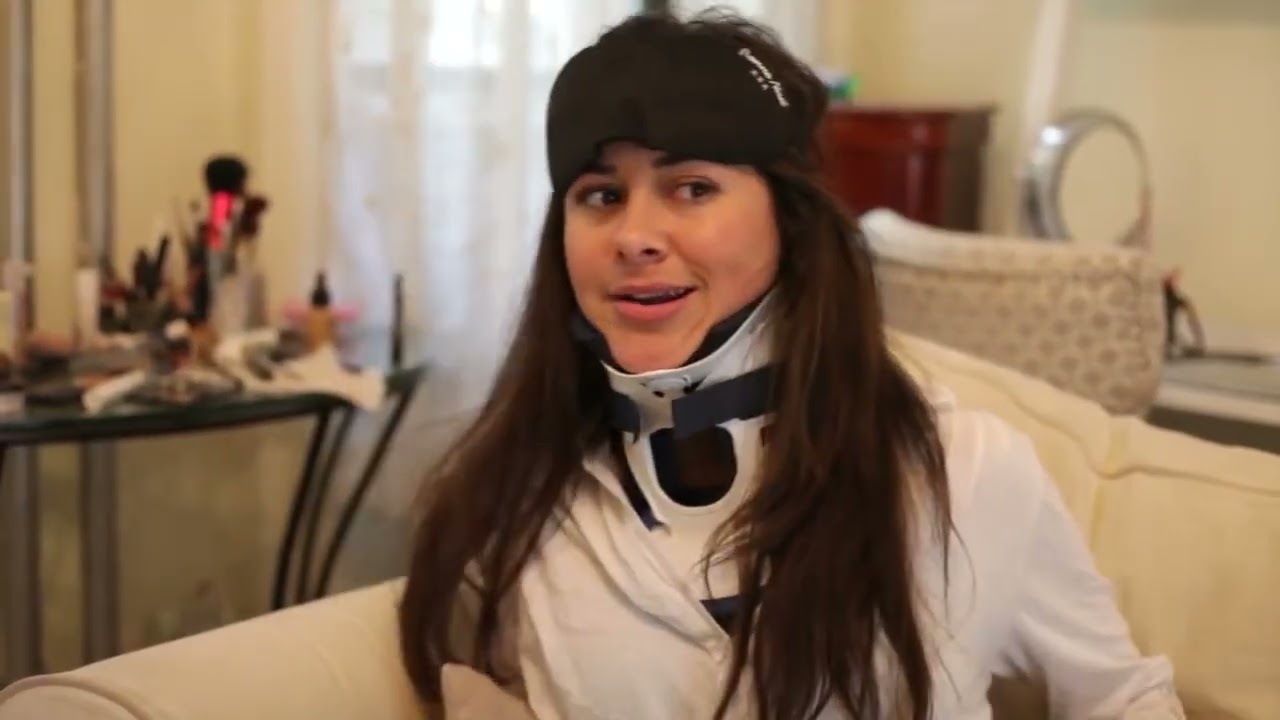 CHAPTER 1  How To Live With A Broken Neck