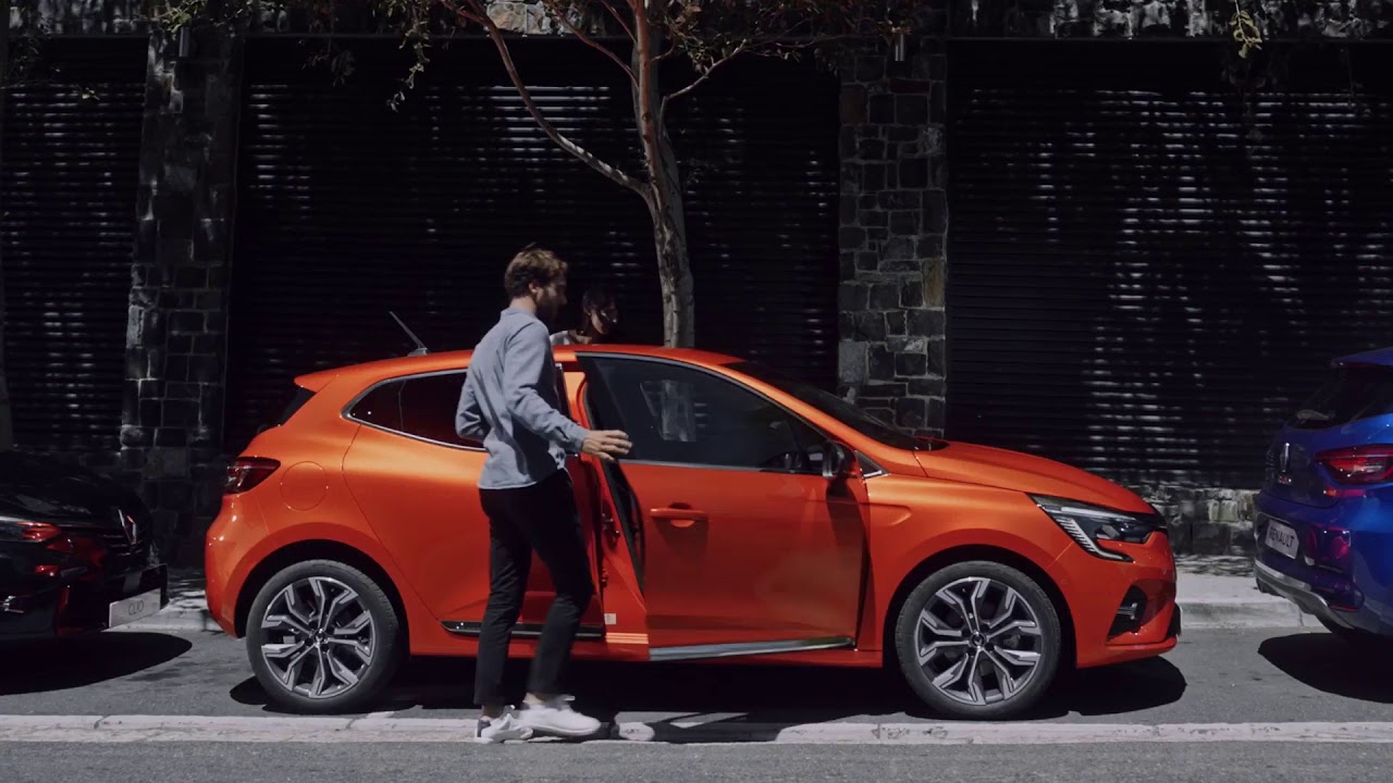 Noul Renault CLIO – Easy Link cu Android Auto™ și Apple CarPlay