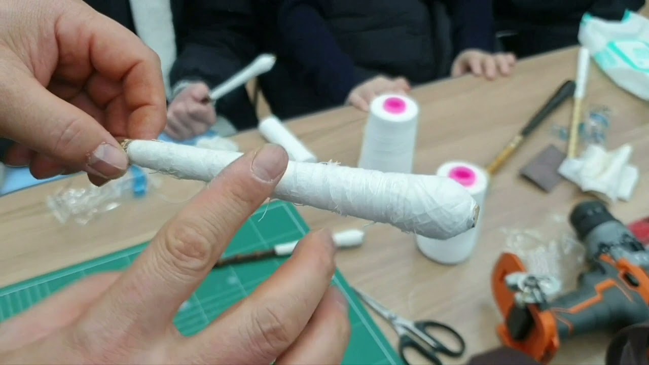 꽹과리채, 장구채 만드는 방법 2/ 손잡이 실 감기, 거즈 감기, 본드 작업(장소협찬: 안양소재 '장인국악기') 쪽집게음악
