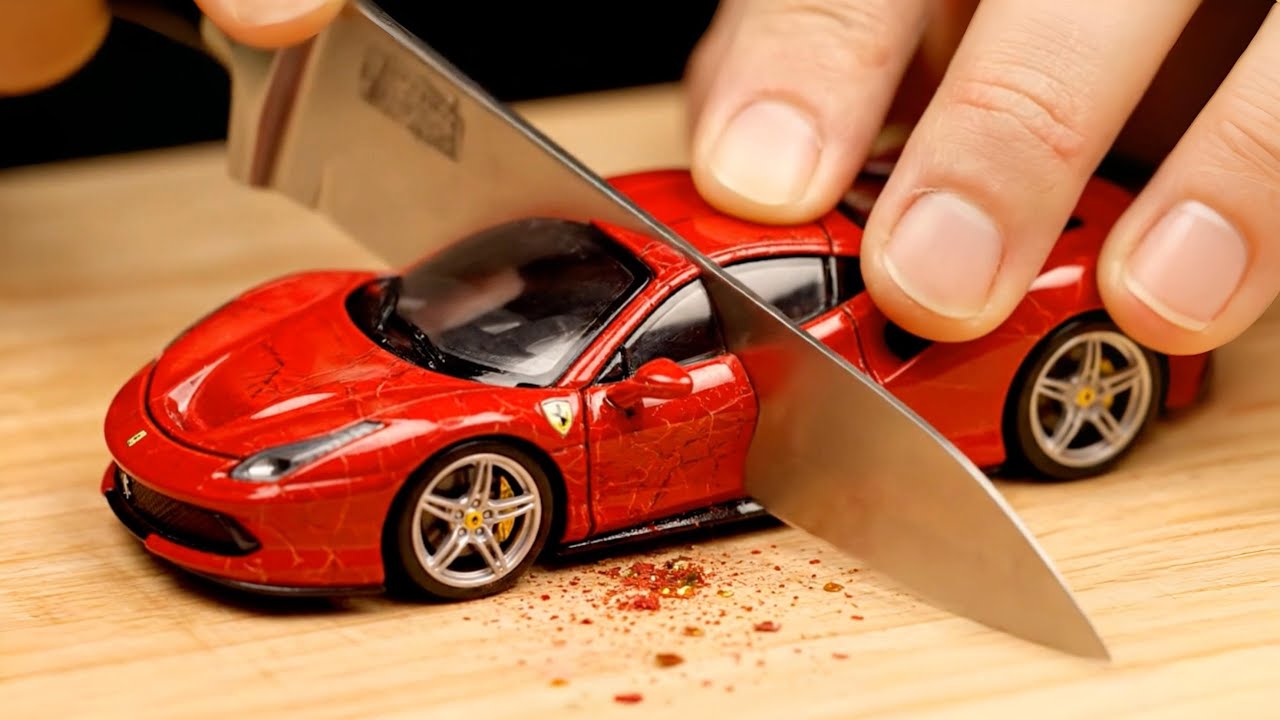 Что внутри Ferrari?! 🏎️ | ASMR: Разбираем редкие автомобили