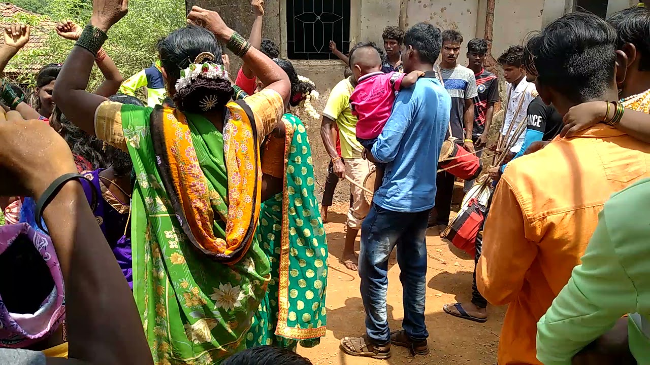 Panderi khalu baja lagna