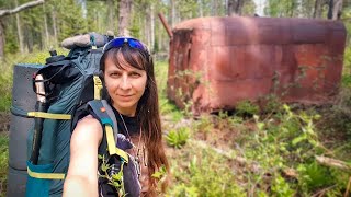 картинка: НАШЛА ЗАБРОШКУ в ТАЙГЕ и ПЕРЕНОЧЕВАЛА. Шла по МЕДВЕЖЬИМ СЛЕДАМ.