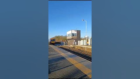 #shorts - 170517 through Hubberts Bridge #class170