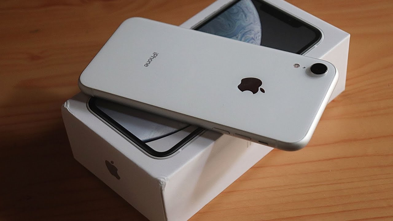 専用iPhone XRアイフォン　テンアール ホワイト　箱 6色カラーで人気のスマホiPhone XR 開封レビュー！その1