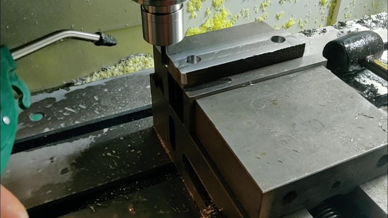 ZCC.CT GM End mill on VMC950 milling machine, Udrill, face mill APKT11