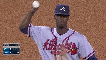 ATL@LAD: Ciriaco makes a great diving play at third