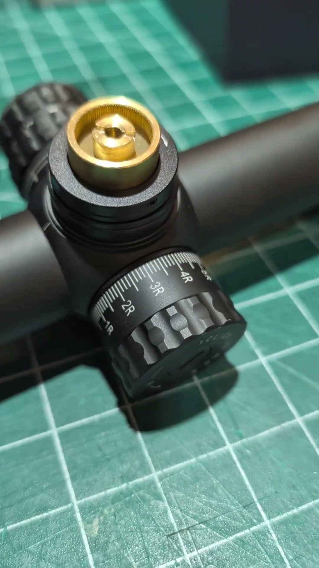 セツ。ページ How To Set the Zero Stop on a Vector Optics Sentinel-X Pro