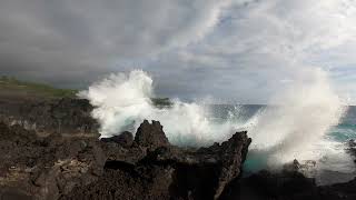 Huge Waves - End Of The World - Big Island Of Hawaii