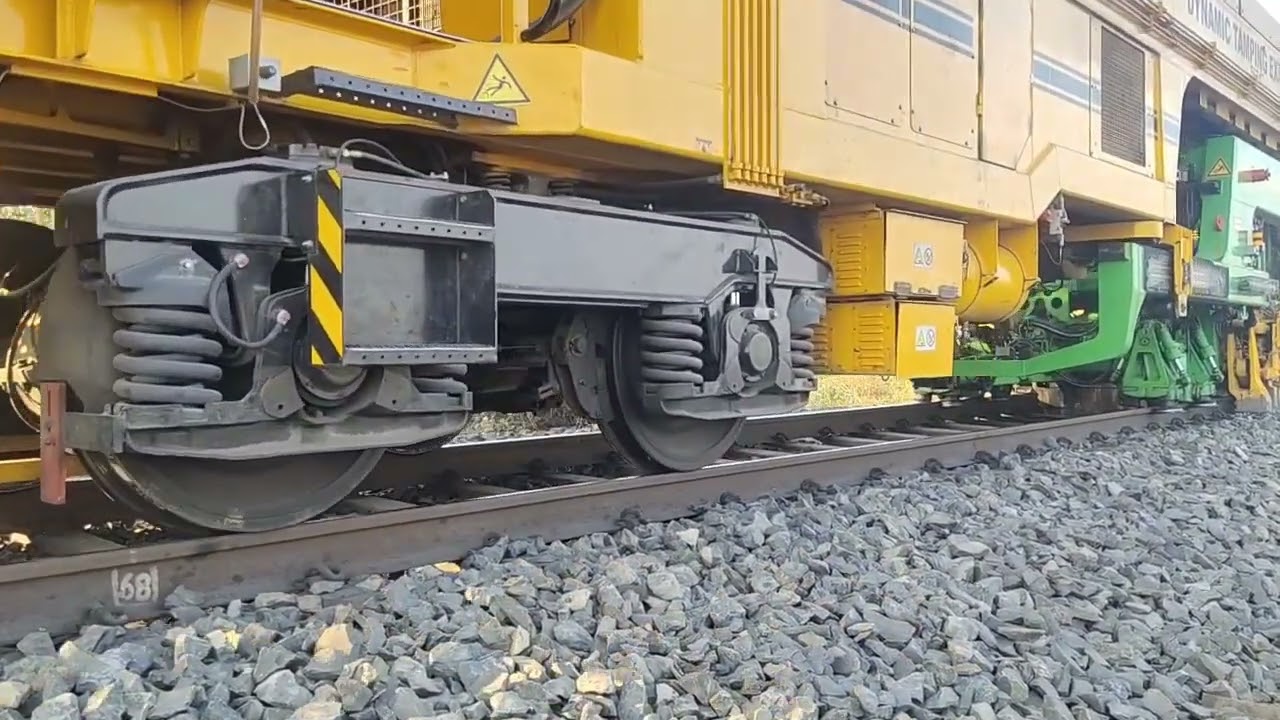 dynamic tamping express 09-3x work in Indian Railway 🚃🚆❤️