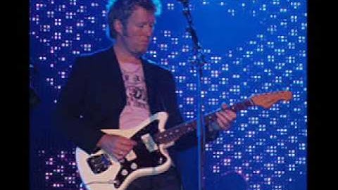 Ti kniver i hjertet (ottos tema) by magne f