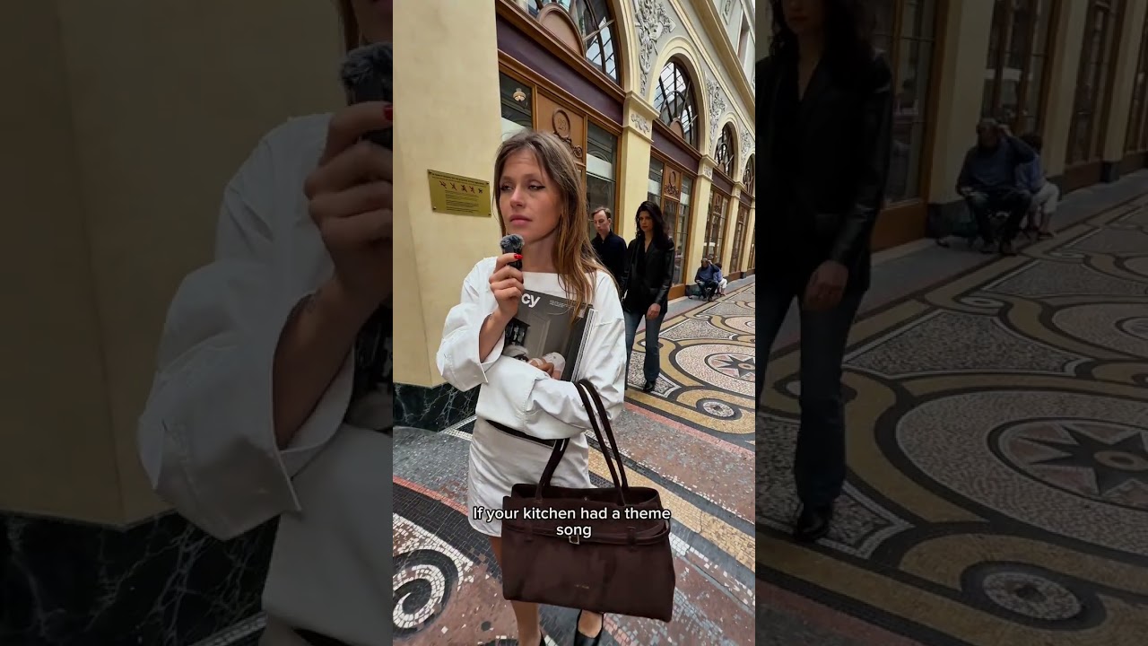 Manulogue - Sophia Agnella Anita Stolz