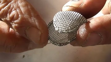 Dragonfly wire sculpture   expert