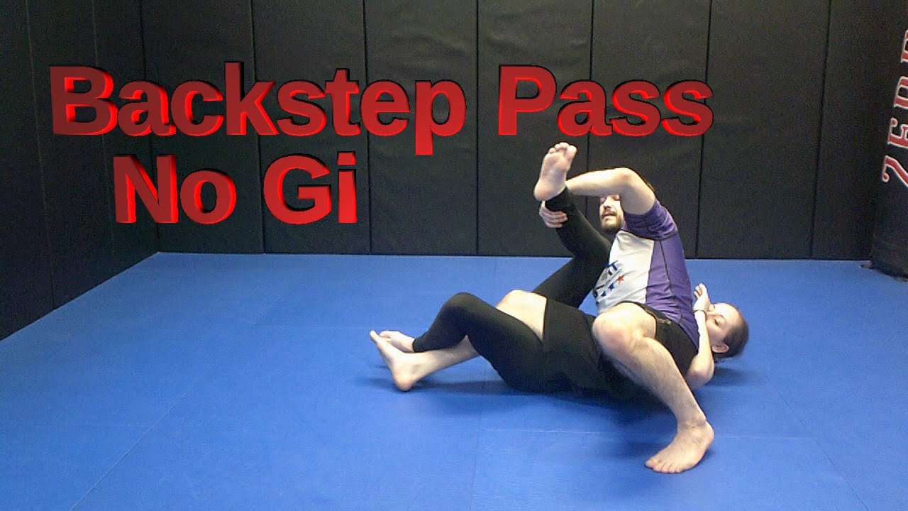 BJJ Backstep Open Guard Pass for No Gi - YouTube