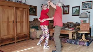 Senioren BoogieWoogie Rita(78)Peter(74)Tanzen in CORONA Zeiten