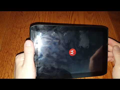 Video: Skirtumas Tarp „Vizio Tablet“ir „Motorola Xoom“