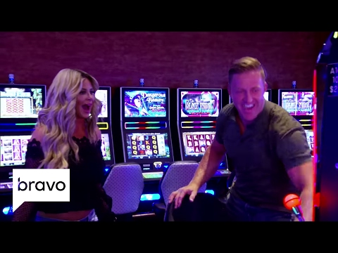 Don't Be Tardy: Kim Zolciak-Biermann Hits the Casino! (Season 5, Episode 6) | Bravo