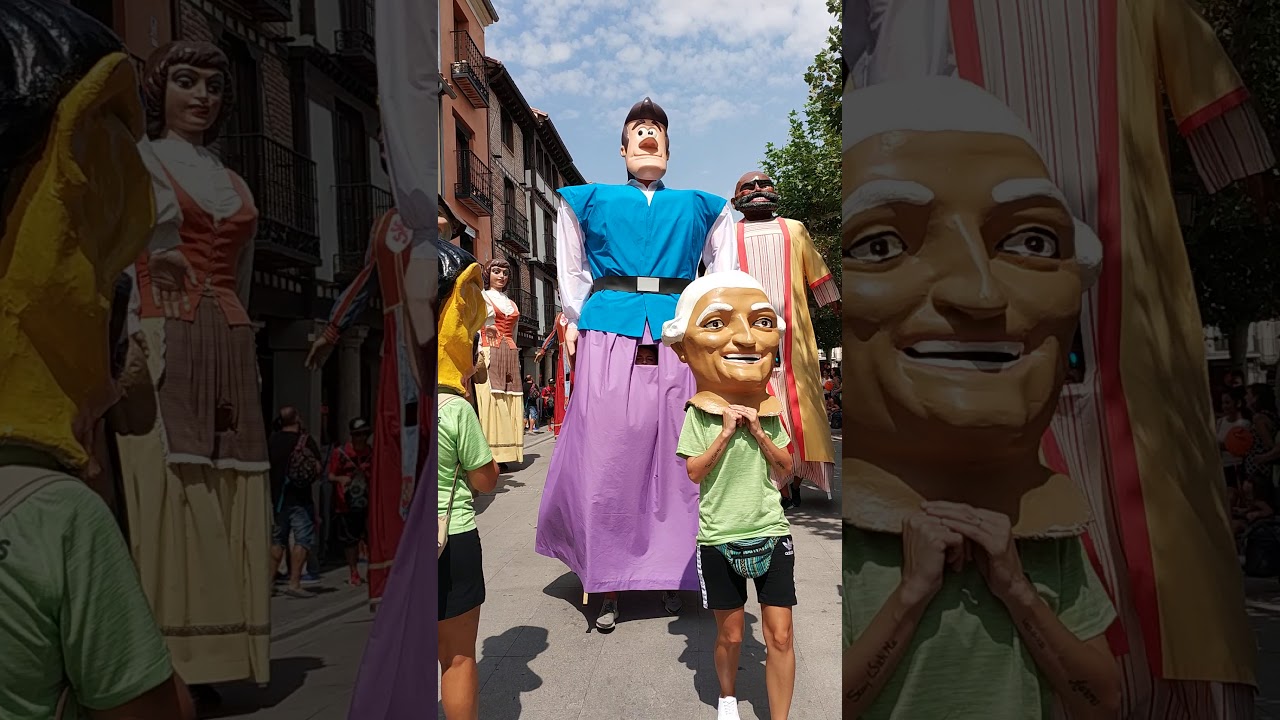 Gigantes y cabezudos Alcalá de Henares 2019