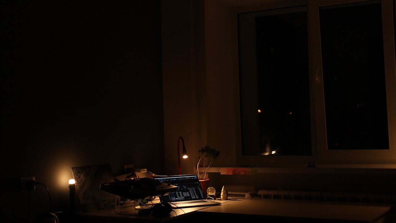 melodic techno house mix from the bedroom