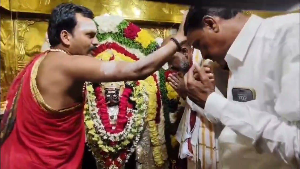 ప్రత్యేక పూజలు నిర్వహించిన కేంద్ర మంత్రి బండి సంజయ్ కుమార్...PRP NEWS 