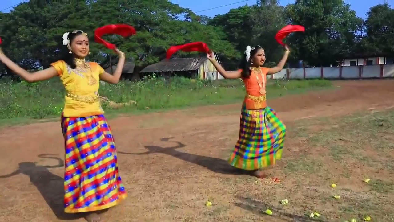Dance of Grace Oyilattam Tamil Folk Dance   Short
