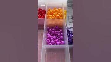 SORT BEADS WITH ME! #beadedbracelet #bracelets #beads #kandi #beadsbracelet