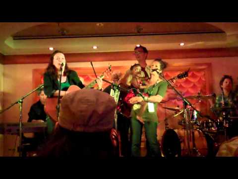 Lucy Wainwright Roche & Friends - Cayamo 2011