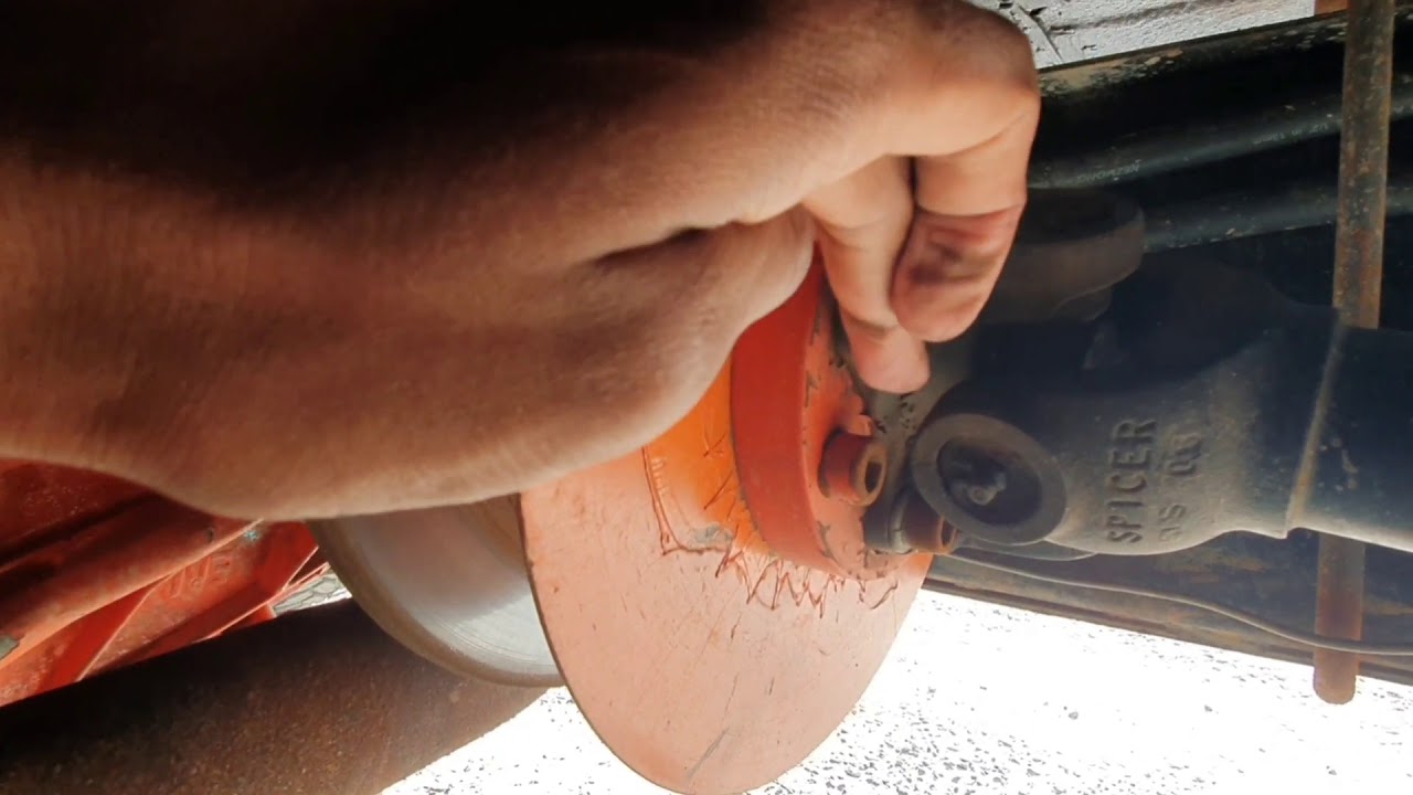 SISTEMA DE FREIO A DISCO ESTACIONÁRIO (PARTE 1)