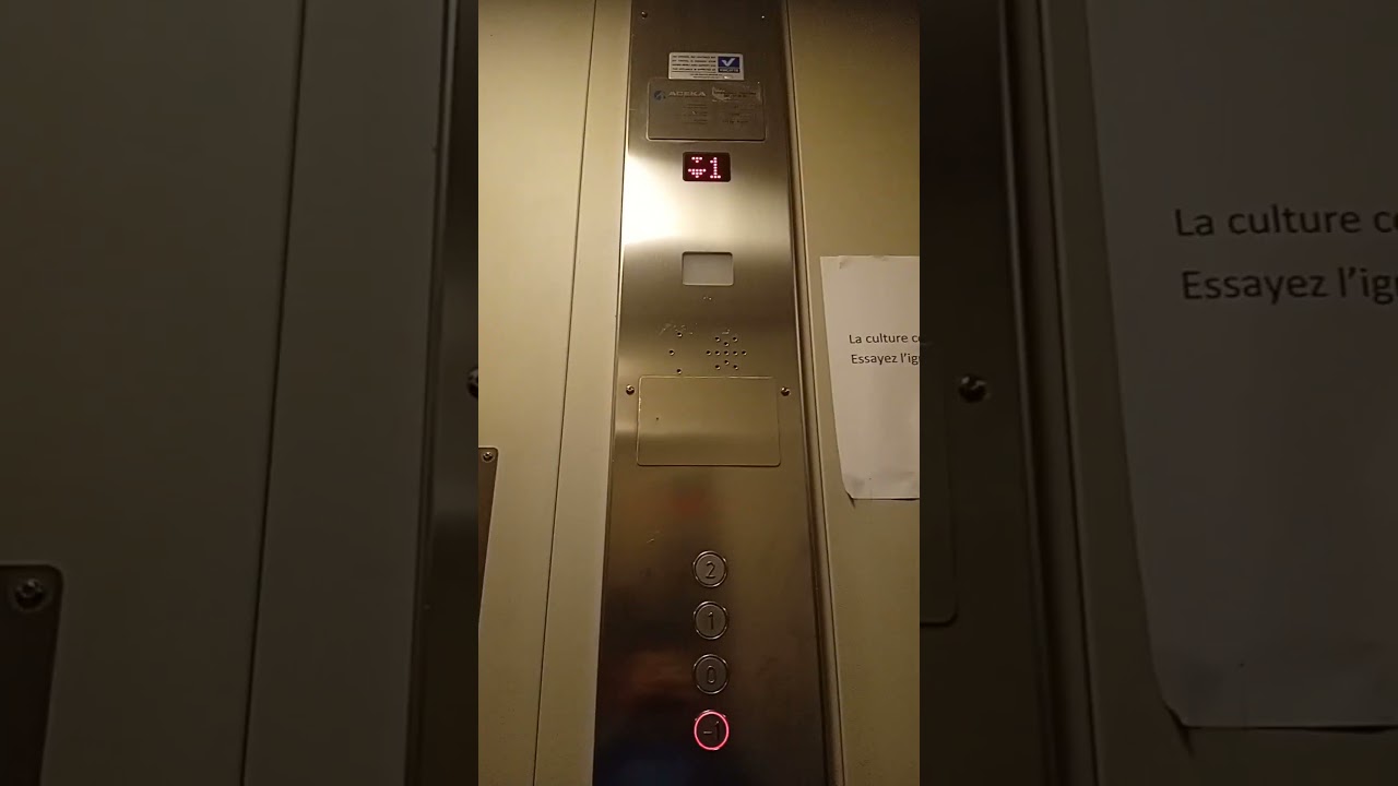 ascenseur Aceka MRL de 2000