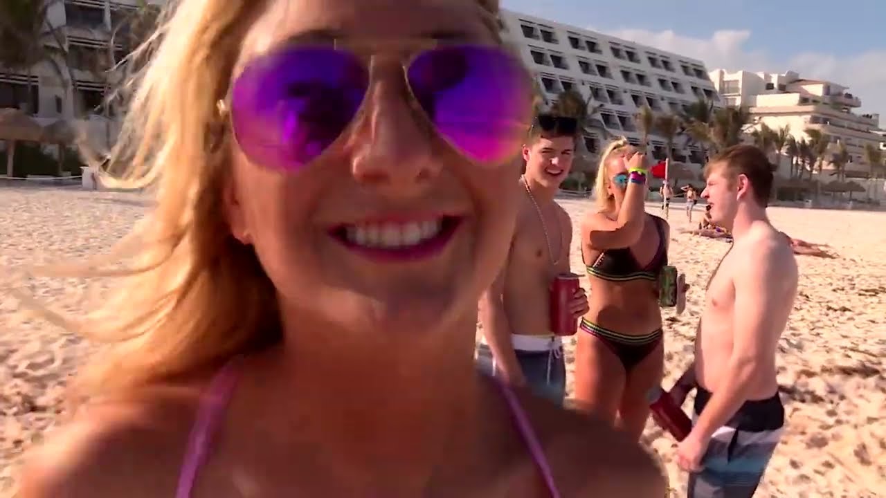 Film backdrop image for 1st day of spring break in Cancun (2023)