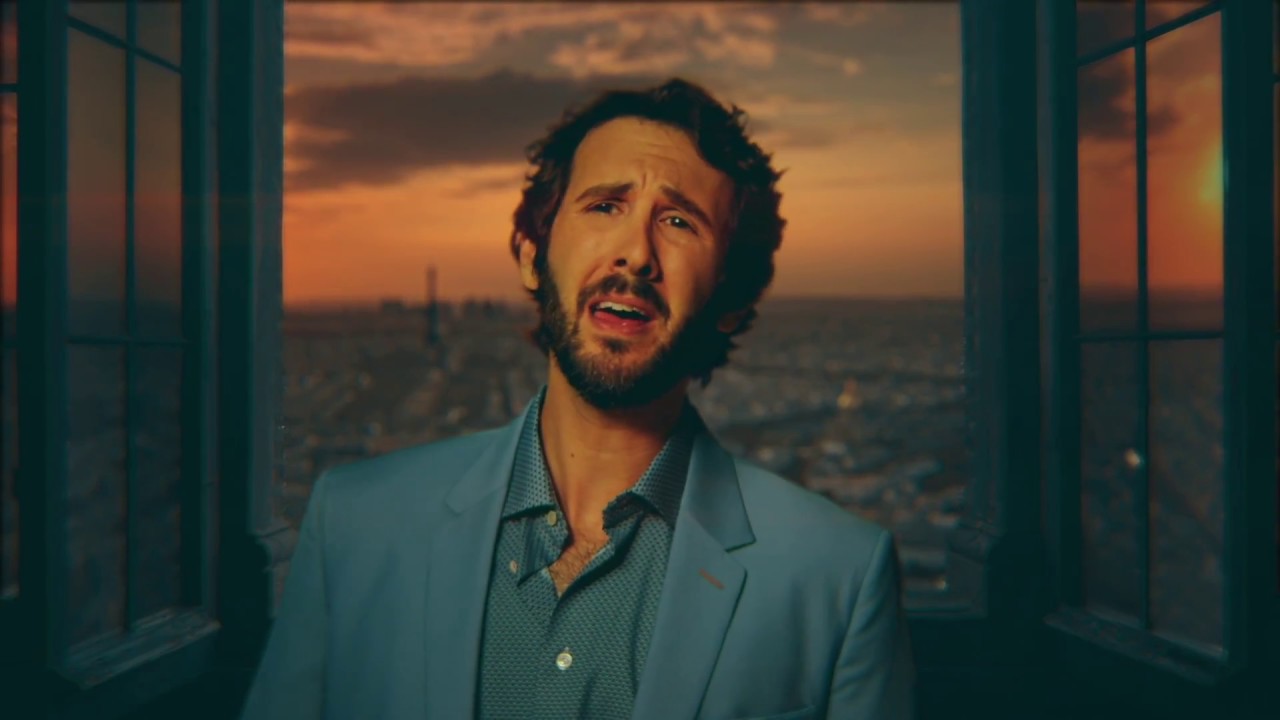 Josh groban performance at christmas tree lighting