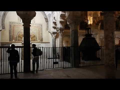Video: Berapa besarkah Masjid Besar Cordoba?