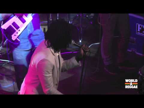 Chronixx - Ain't No Giving In - Live at The Scala London October 13, 2013