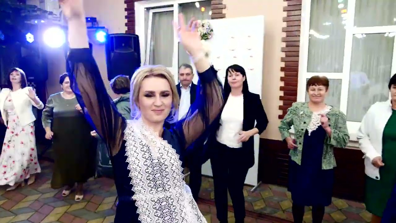 Muzica moldoveneasca de petrecere cu Serghei Nazari.
