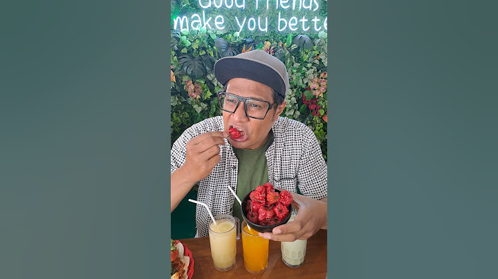 Makan Cabe Terpedas di Dunia (Carolina Reaper)