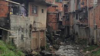 Moradores da Brasilândia, em SP, reclamam que o bairro está 'ilhado'