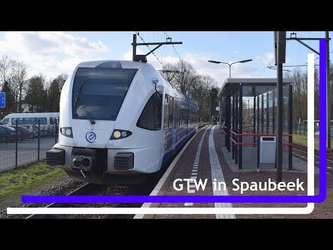 Arriva GTW 429 vertrekt uit Spaubeek