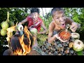 Meet snail in jungle, cooking eating delicious  Primitive technology