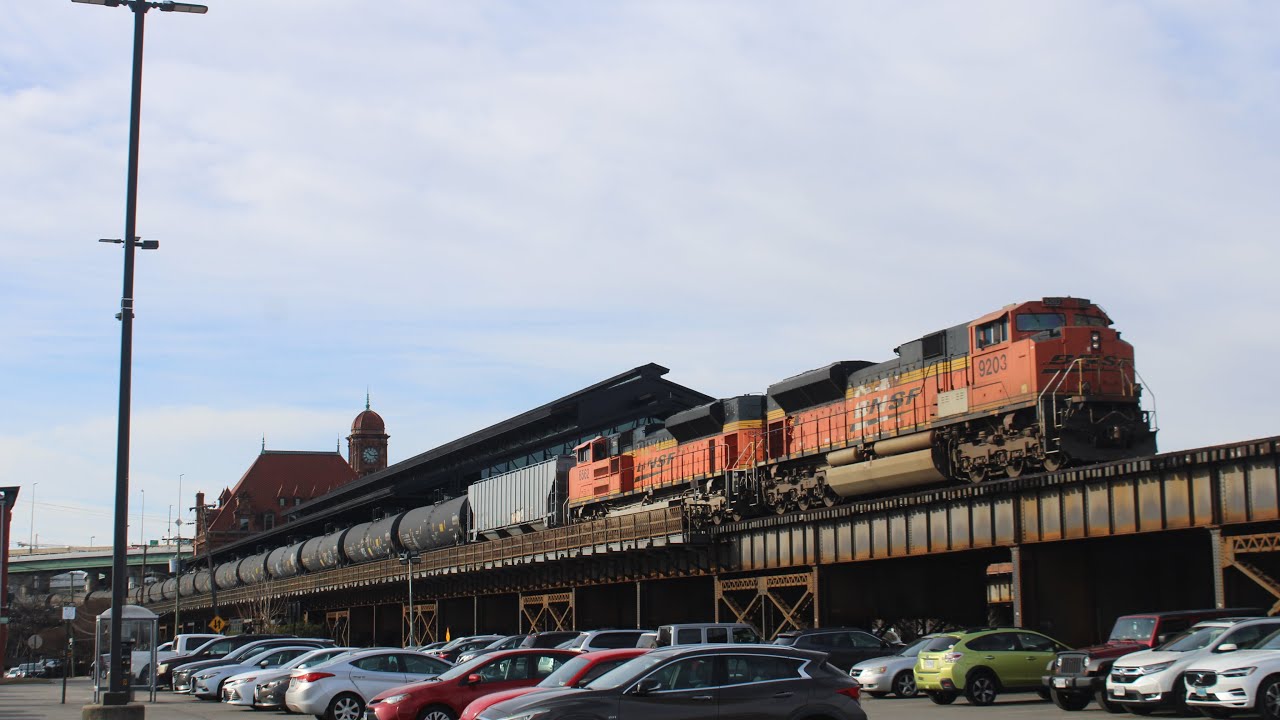 [HD] Chasing CSX B635 with Two BNSF SD70ACe’s! 1/2/2025