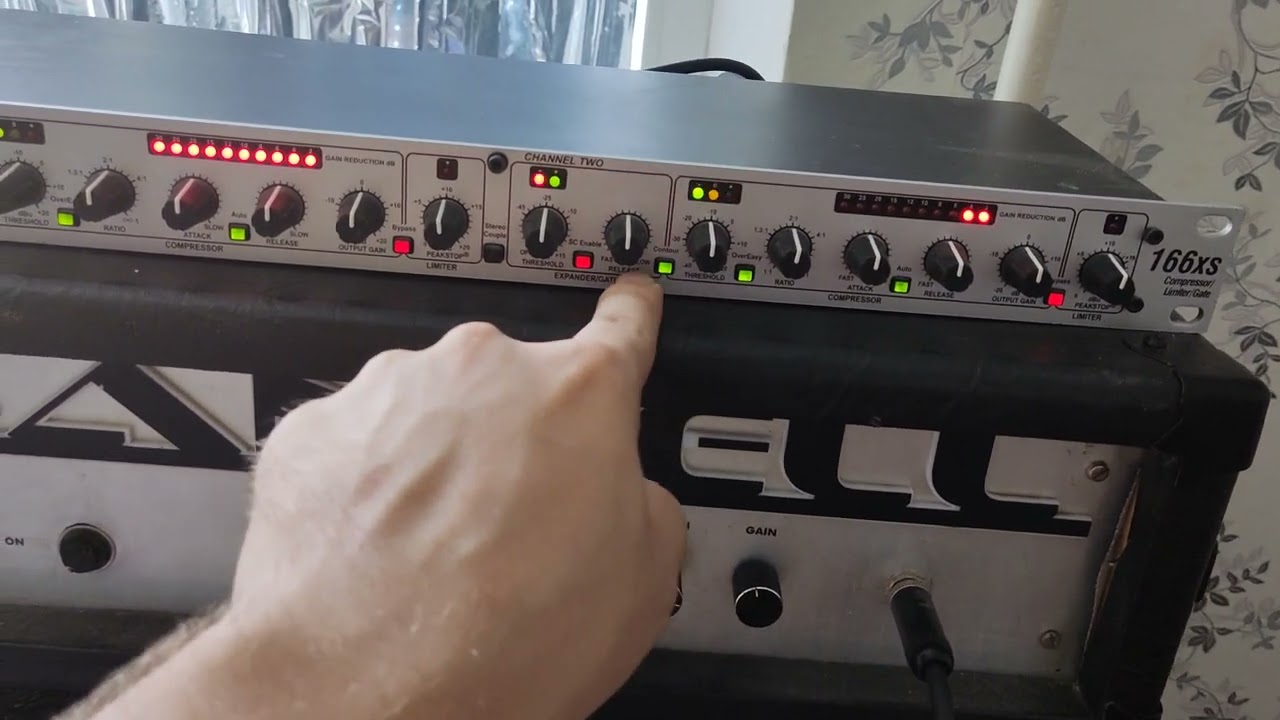 Видео для продажи DBX 166XS