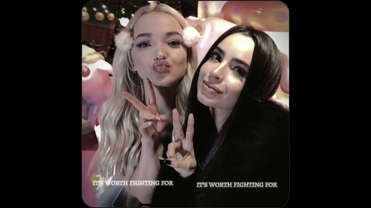 Dove Cameron And Sofia Carson Descendants Descendantsdisney Disney Descendants3 Mal