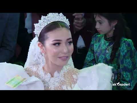 Selbi Tuwakgylyjowa & Wepa Amandurdyyew  Doneyin Sana // Official Video
