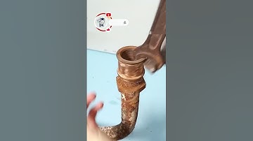 “No Big Wrench? Try This Genius Trick! 🔧😲 #DIY #LifeHack #shorts