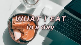 WHAT I EAT IN A DAY (maybe this is why i&#39;m not losing weight)