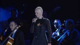 Video thumbnail of "Mariza - Maria Lisboa - Live in Lisboa - HD"