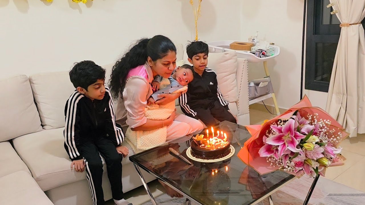 Bhabi Ka First Birthday As A Mother 👨‍🍼 || Dono Bhabiyon Ke Liye Birthday Gifts 🎁 