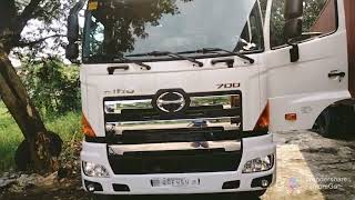 anti grounded relay and fuse installation trucktor Hino 700