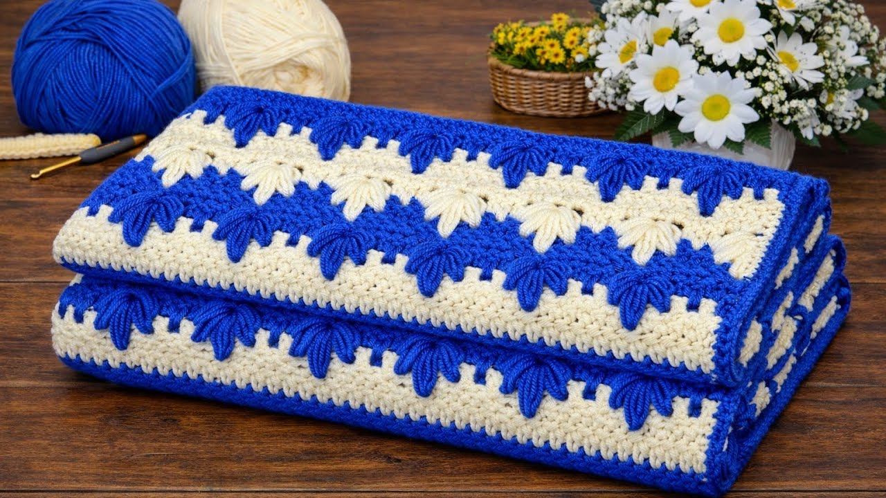 Easy Crochet Blanket Pattern for Beginners (Beautiful & Fast)