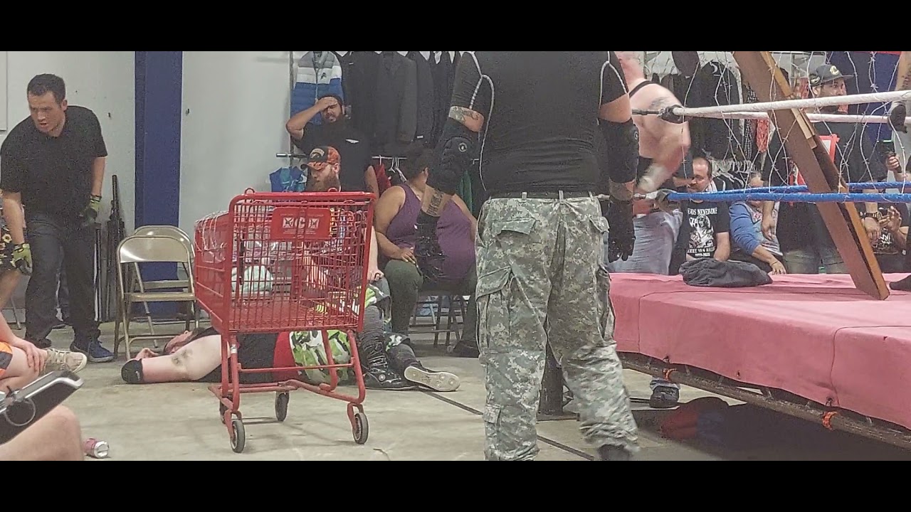 vacationland Pro Wrestling barbed wire death match - JP OReilly vs. Mason X