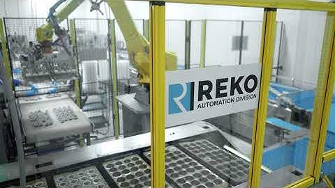 Bakery De-panning system