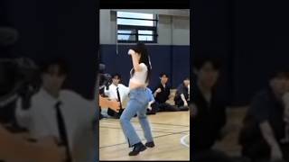 Taehwan & Yunsu React To Hyerim Unforgiven Cover